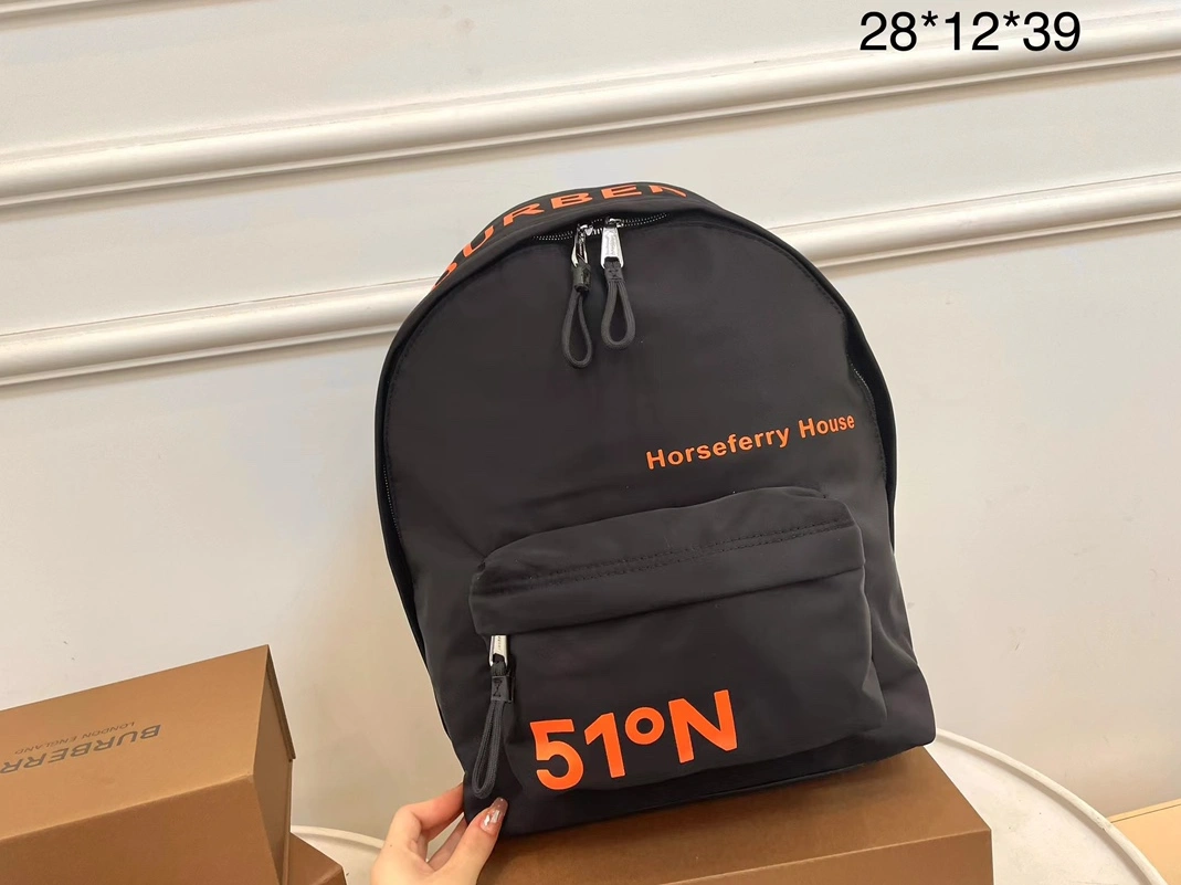 NewStyle 7778 Burberry AAA Man Backpacks