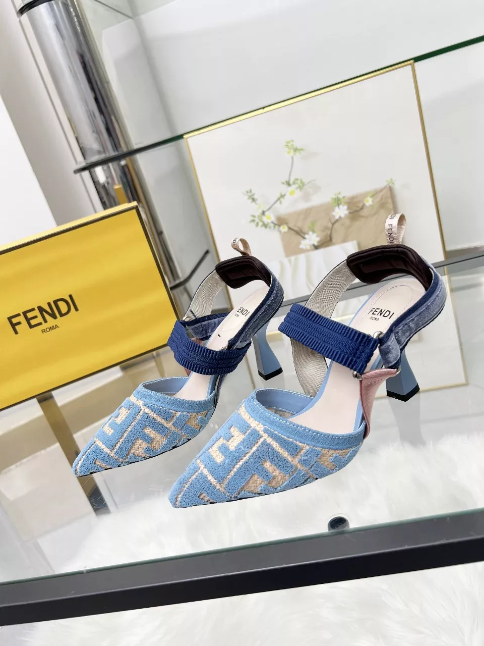 NewStyle 7787 Fendi Sandal For Women