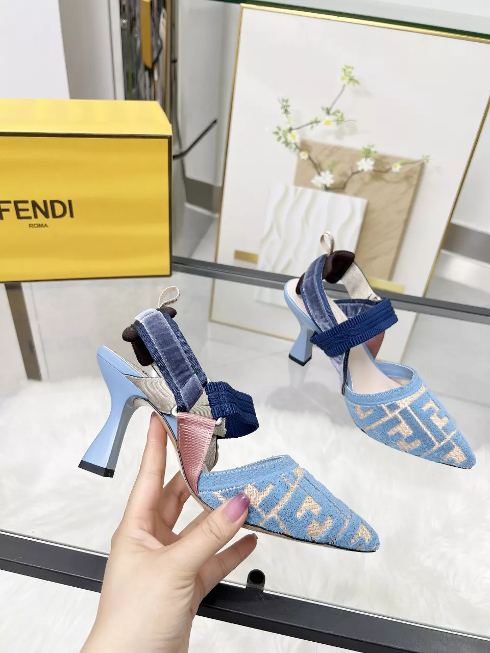 NewStyle 7787 Fendi Sandal For Women