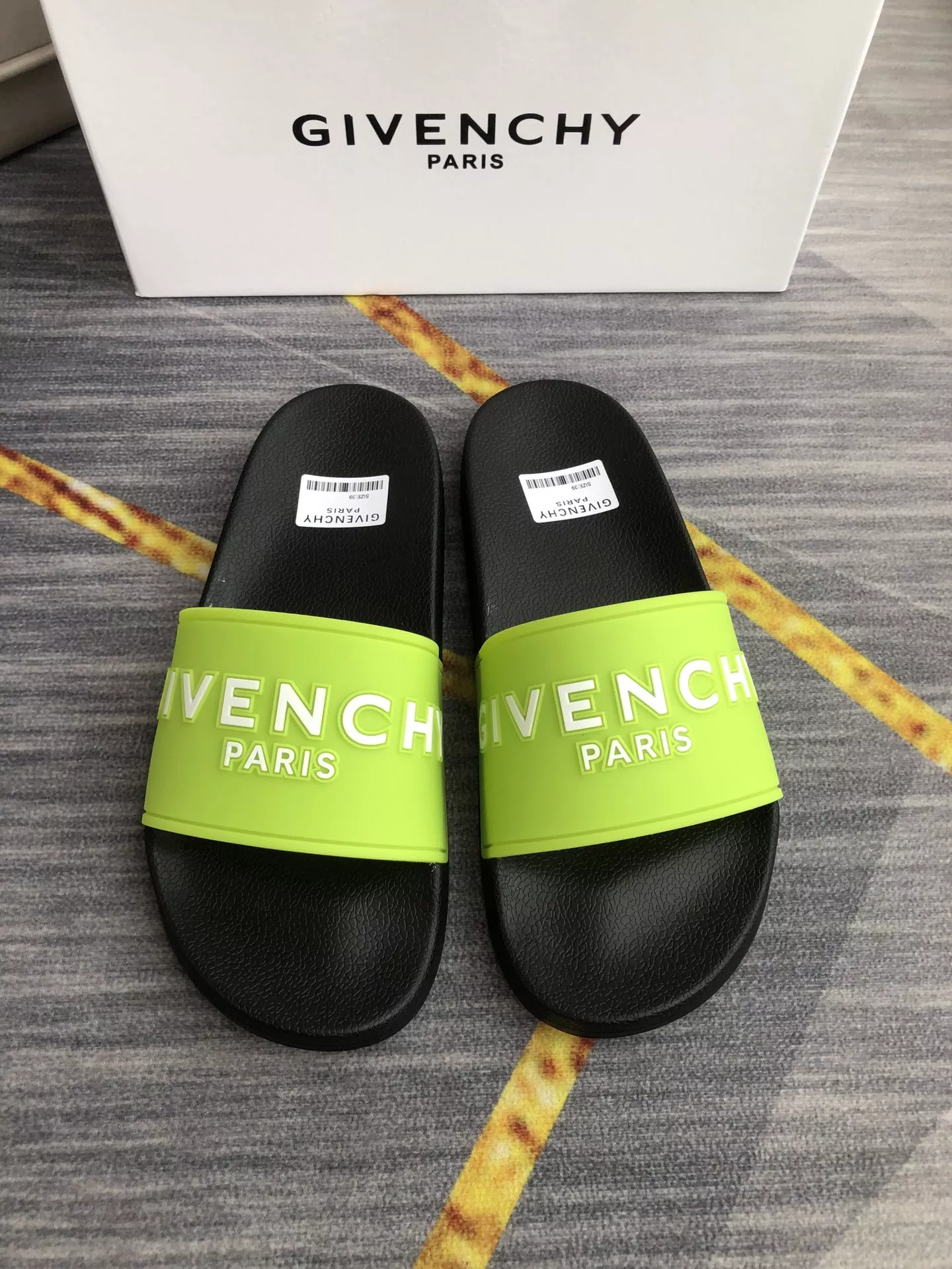 NewStyle 7862 Givenchy Slippers For Men