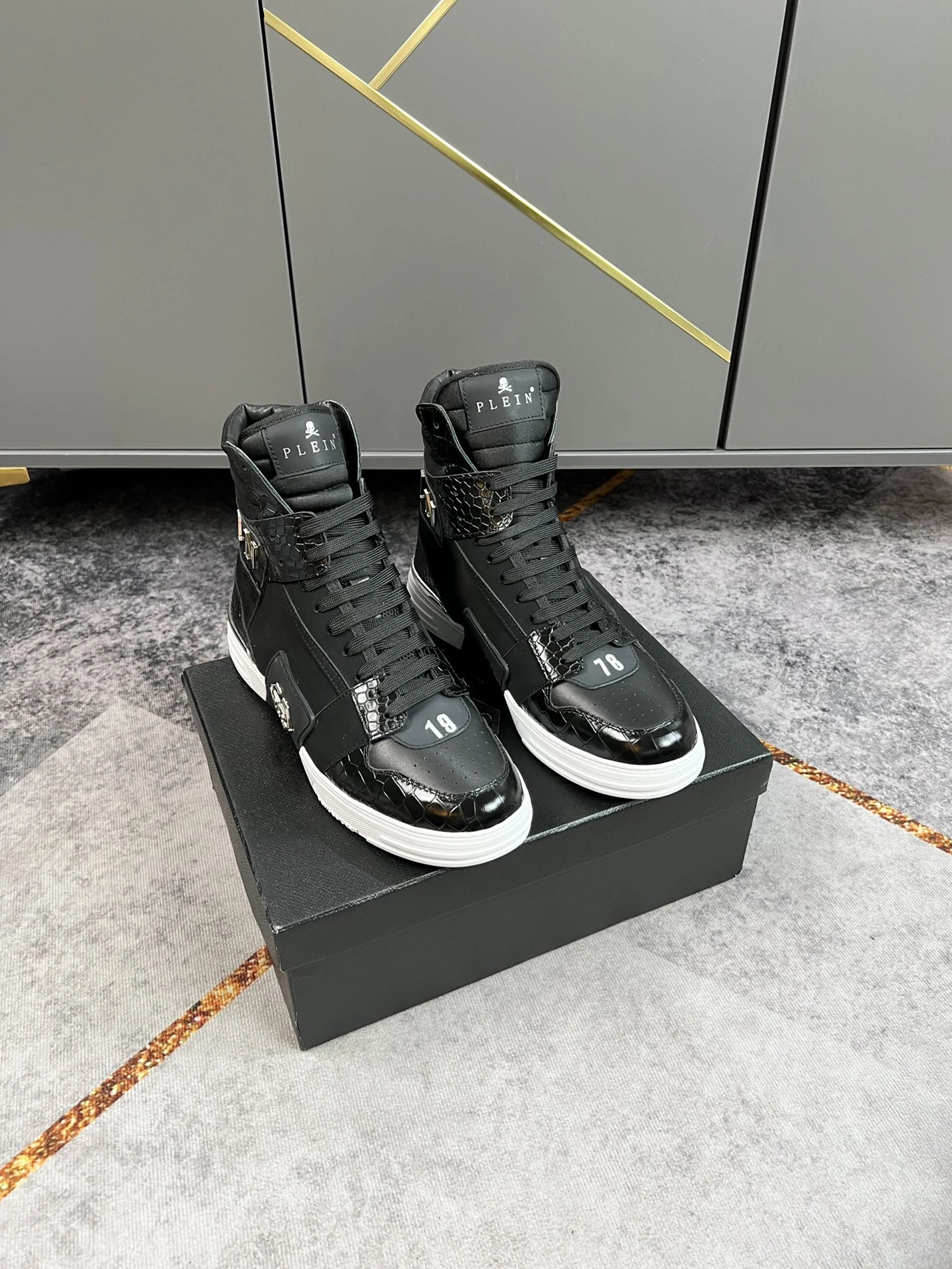 NewStyle 7884 Philipp Plein PP High Tops Shoes For Men