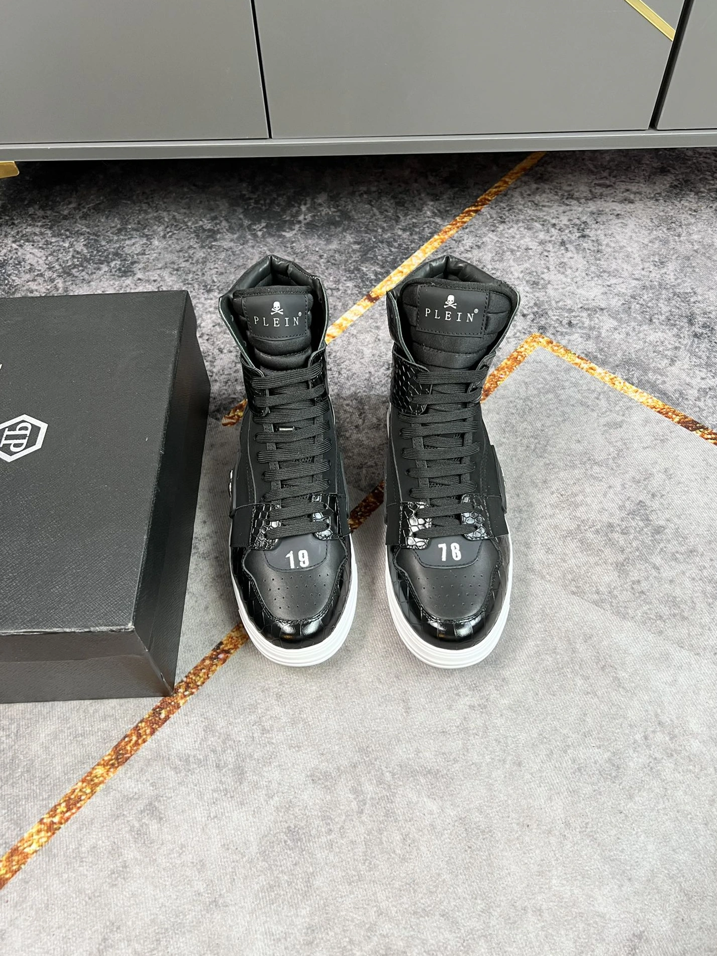 NewStyle 7884 Philipp Plein PP High Tops Shoes For Men