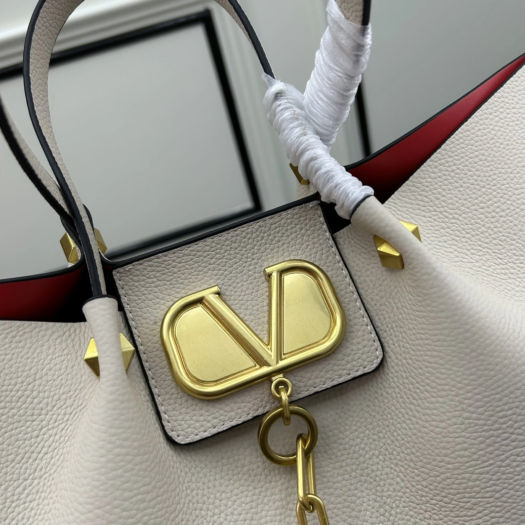 NewStyle 7998 Valentino AAA Quality Handbags For Women
