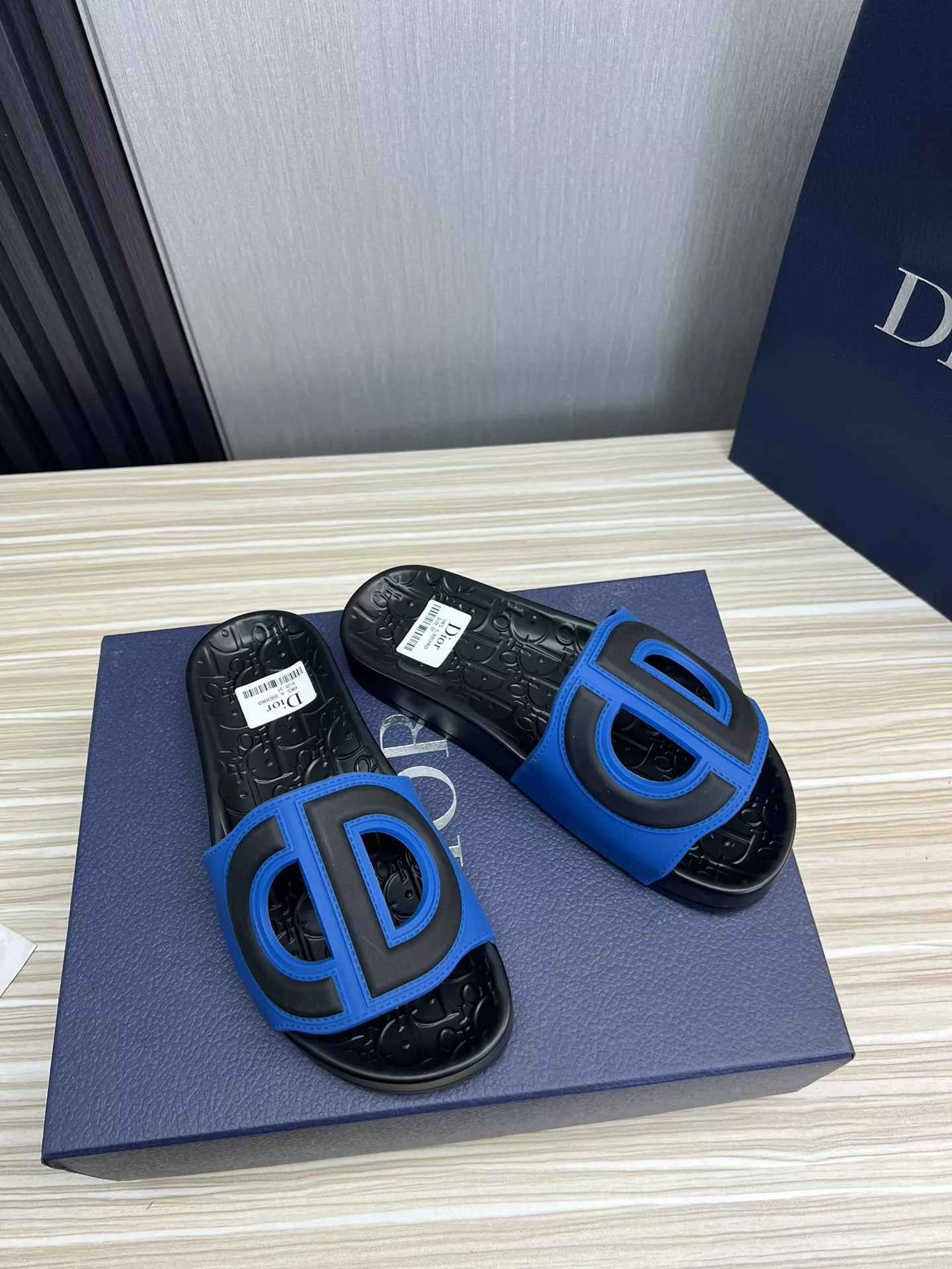 NewStyle 8030 Christian Dior Slippers For Men