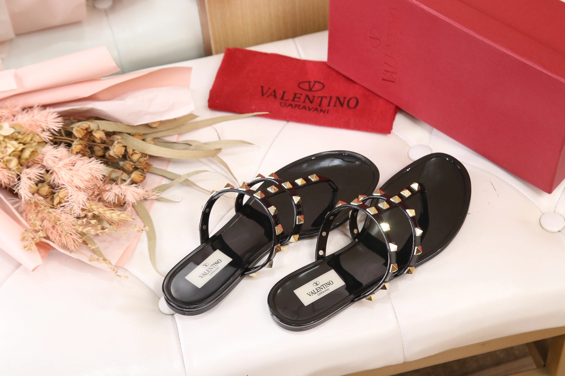 NewStyle 8066 Valentino Slippers For Women