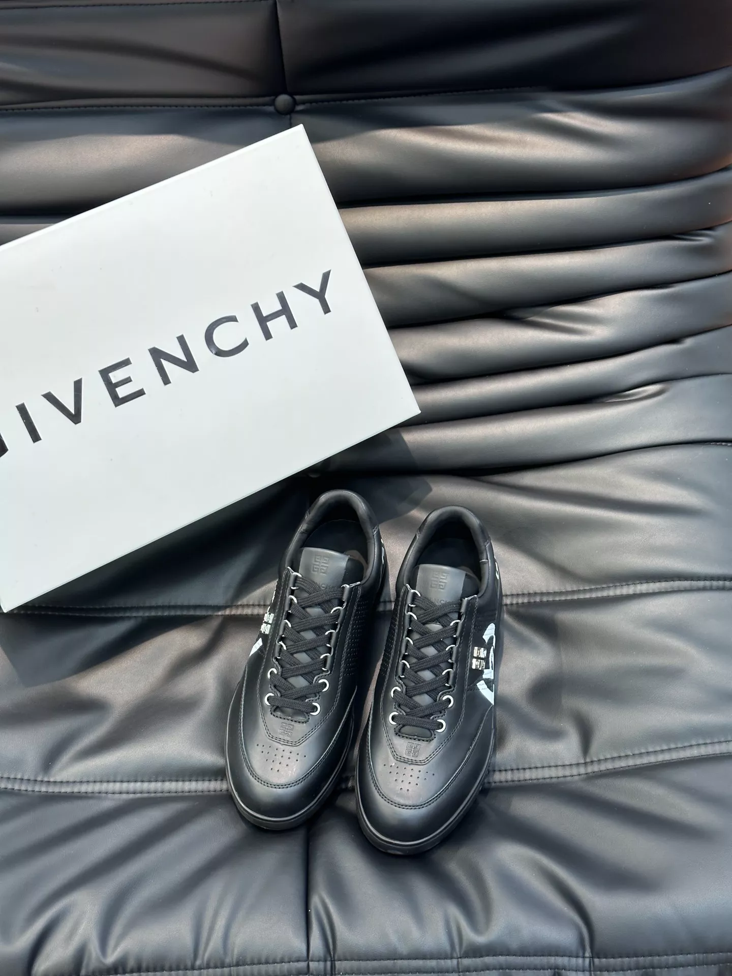 NewStyle 8209 Givenchy Casual Shoes For Men