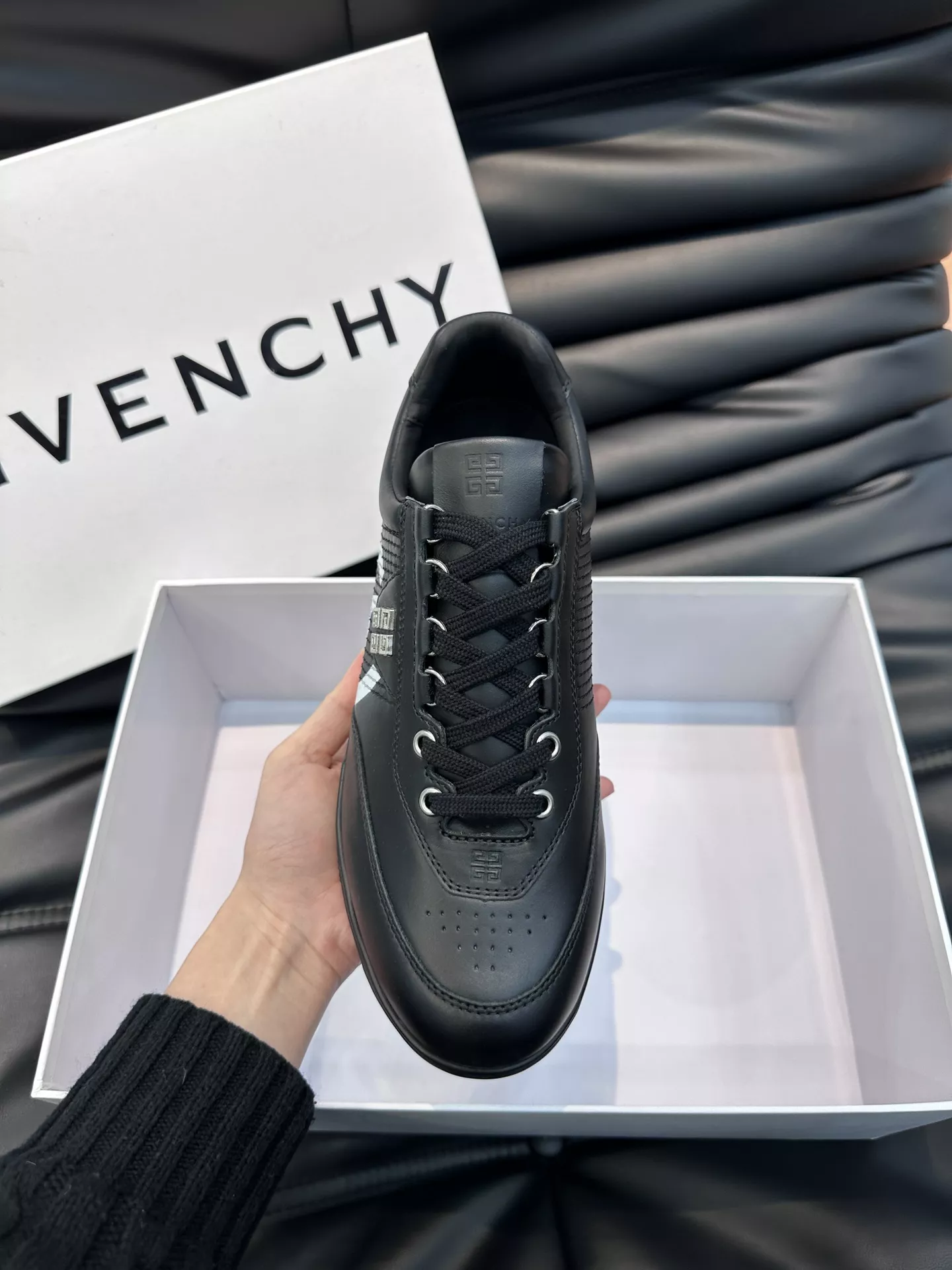 NewStyle 8209 Givenchy Casual Shoes For Men
