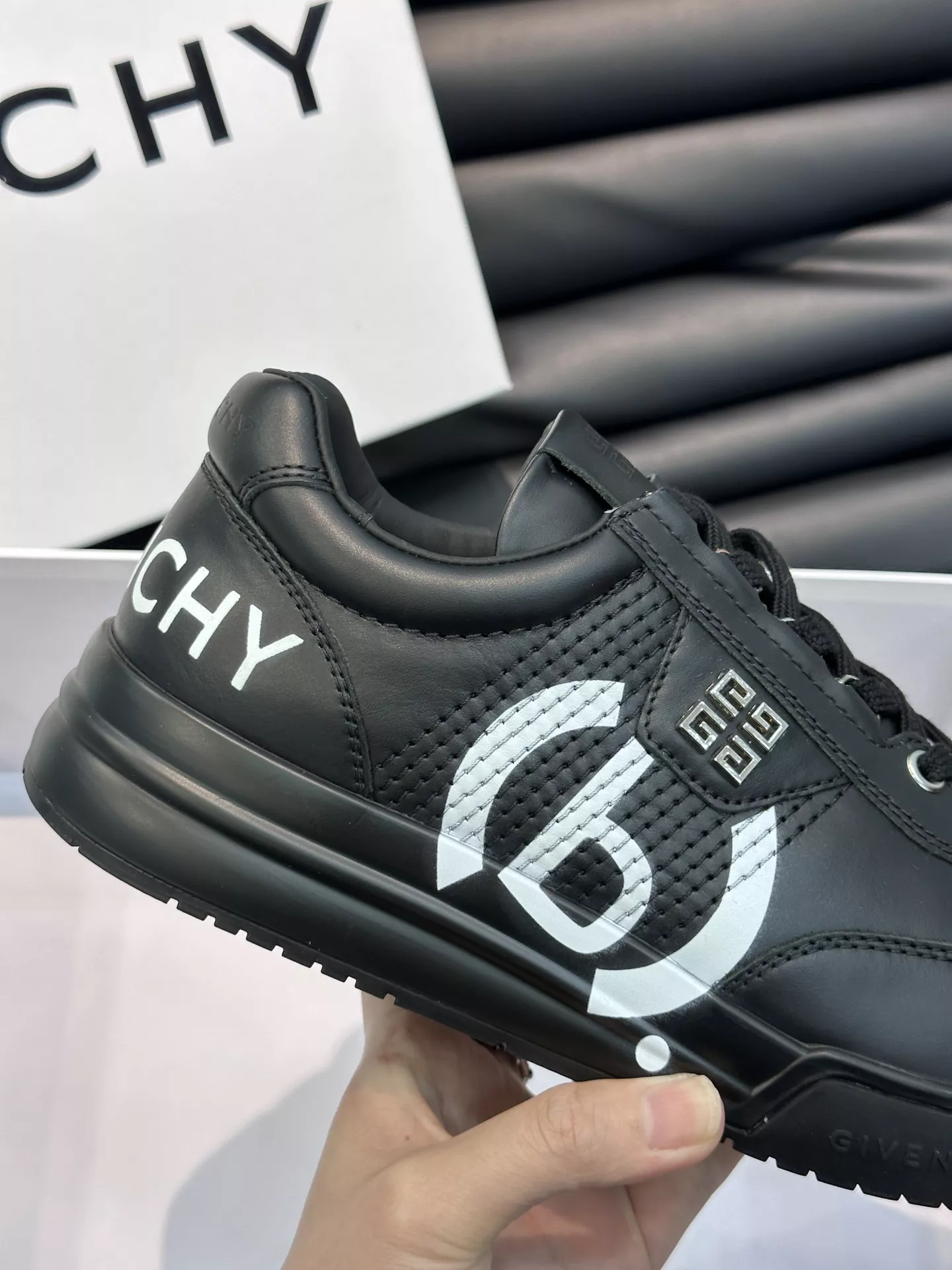 NewStyle 8209 Givenchy Casual Shoes For Men