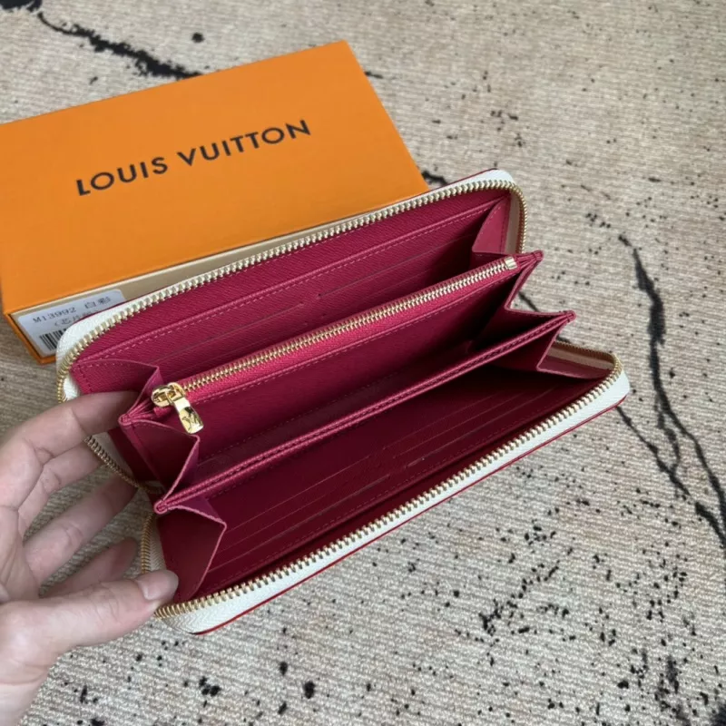 NewStyle 8275 Louis Vuitton AAA Quality Card Case For Women