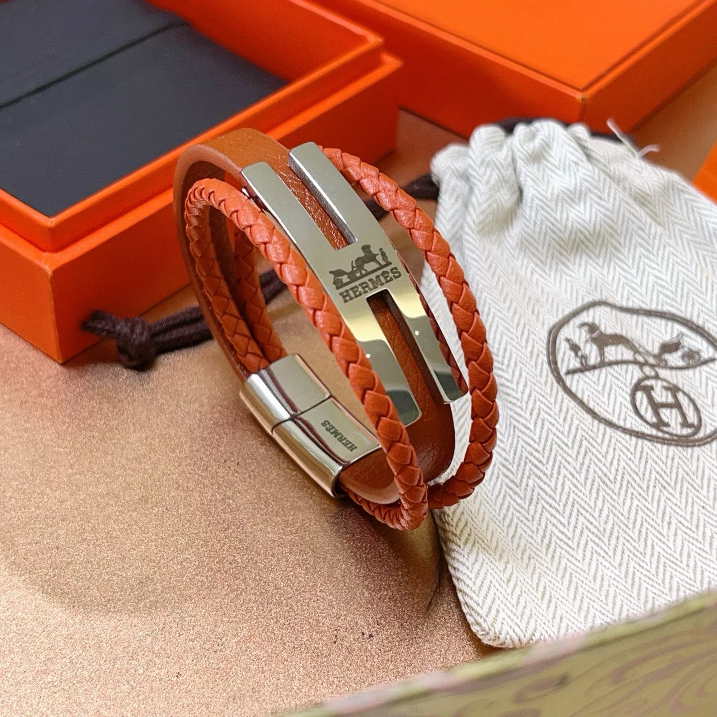 NewStyle 8360 Hermes Bracelets