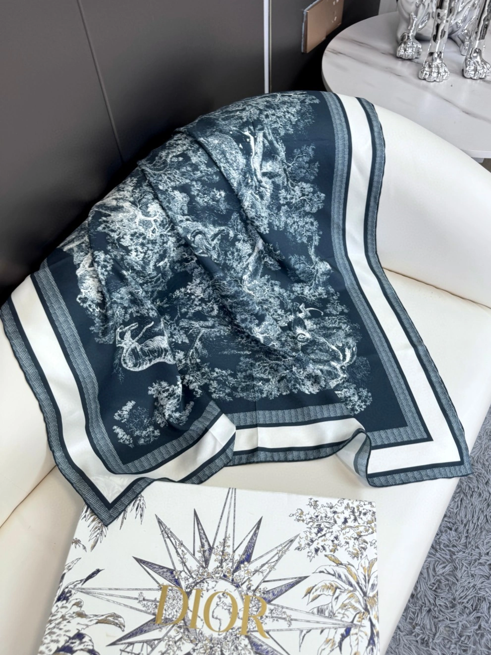 NewStyle 8744 Christian Dior Silk Squares For Women