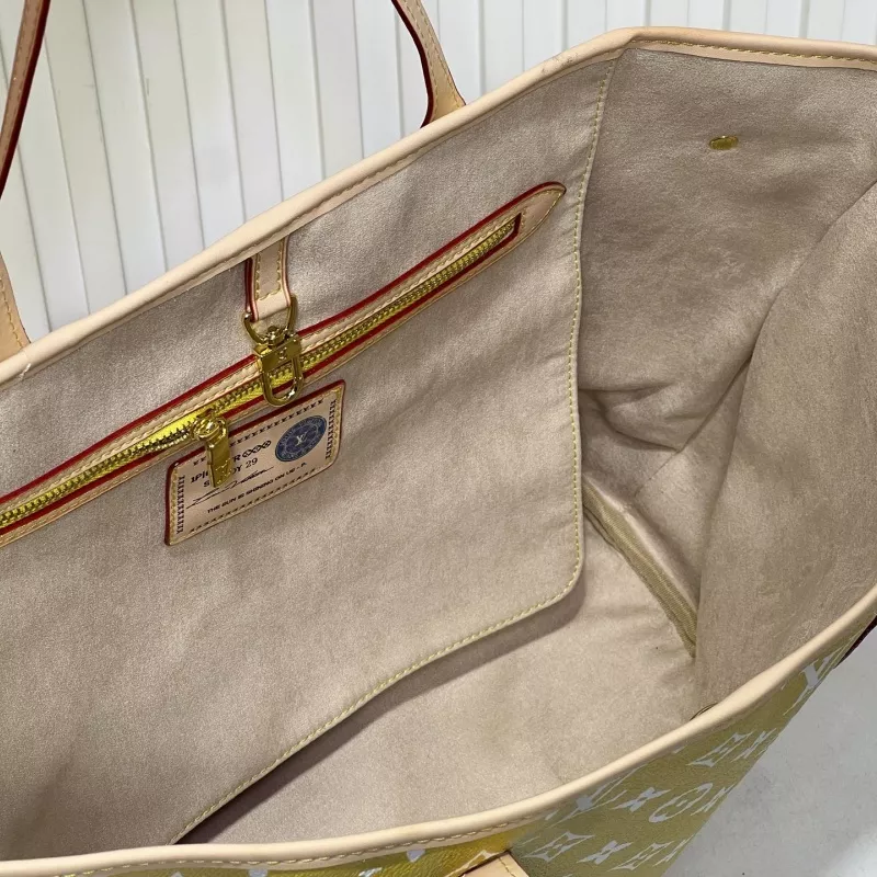 NewStyle 8767 Louis Vuitton AAA Quality Shoulder Bags For Women
