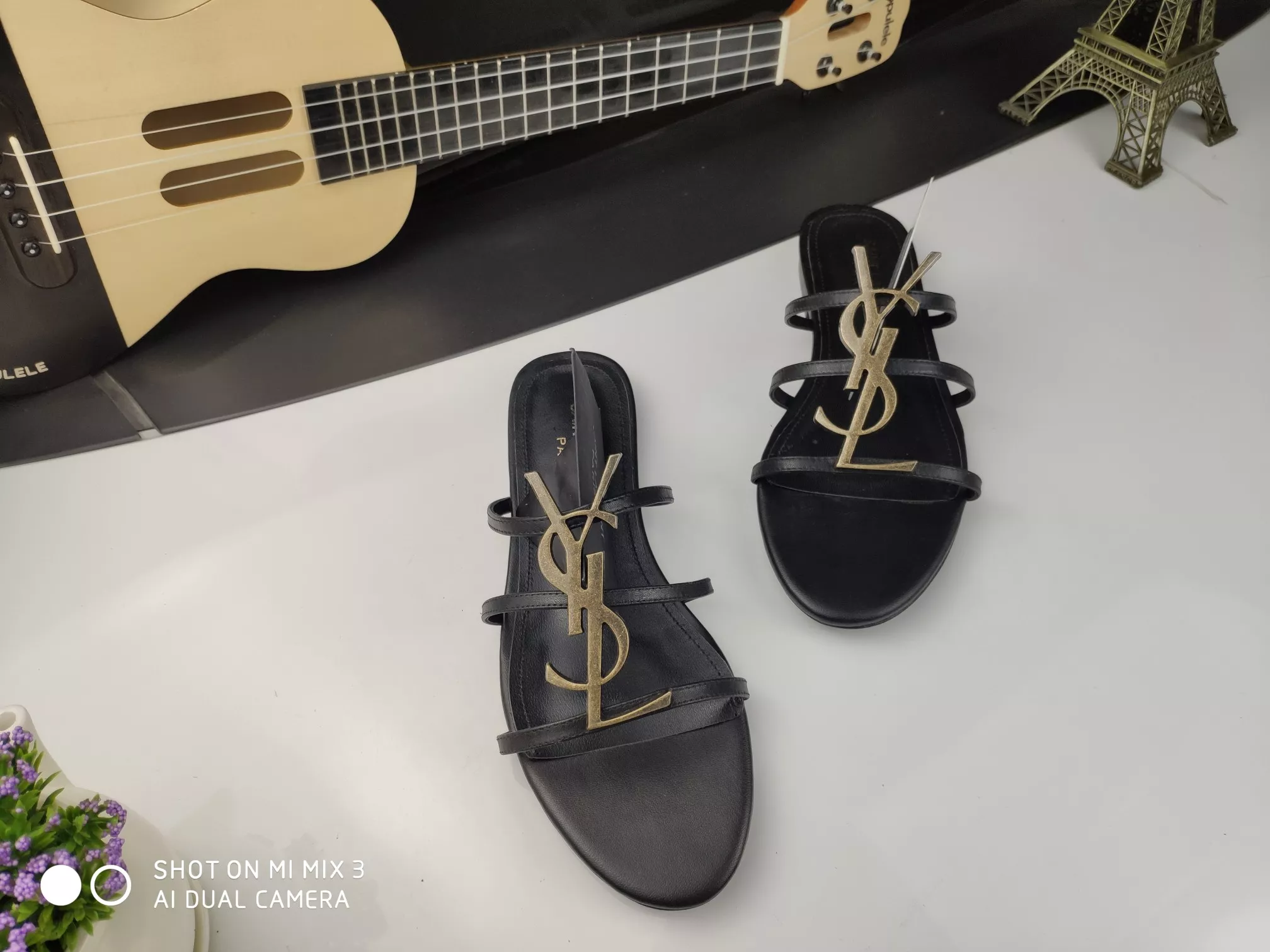NewStyle 880 Yves Saint Laurent YSL Slippers For Women