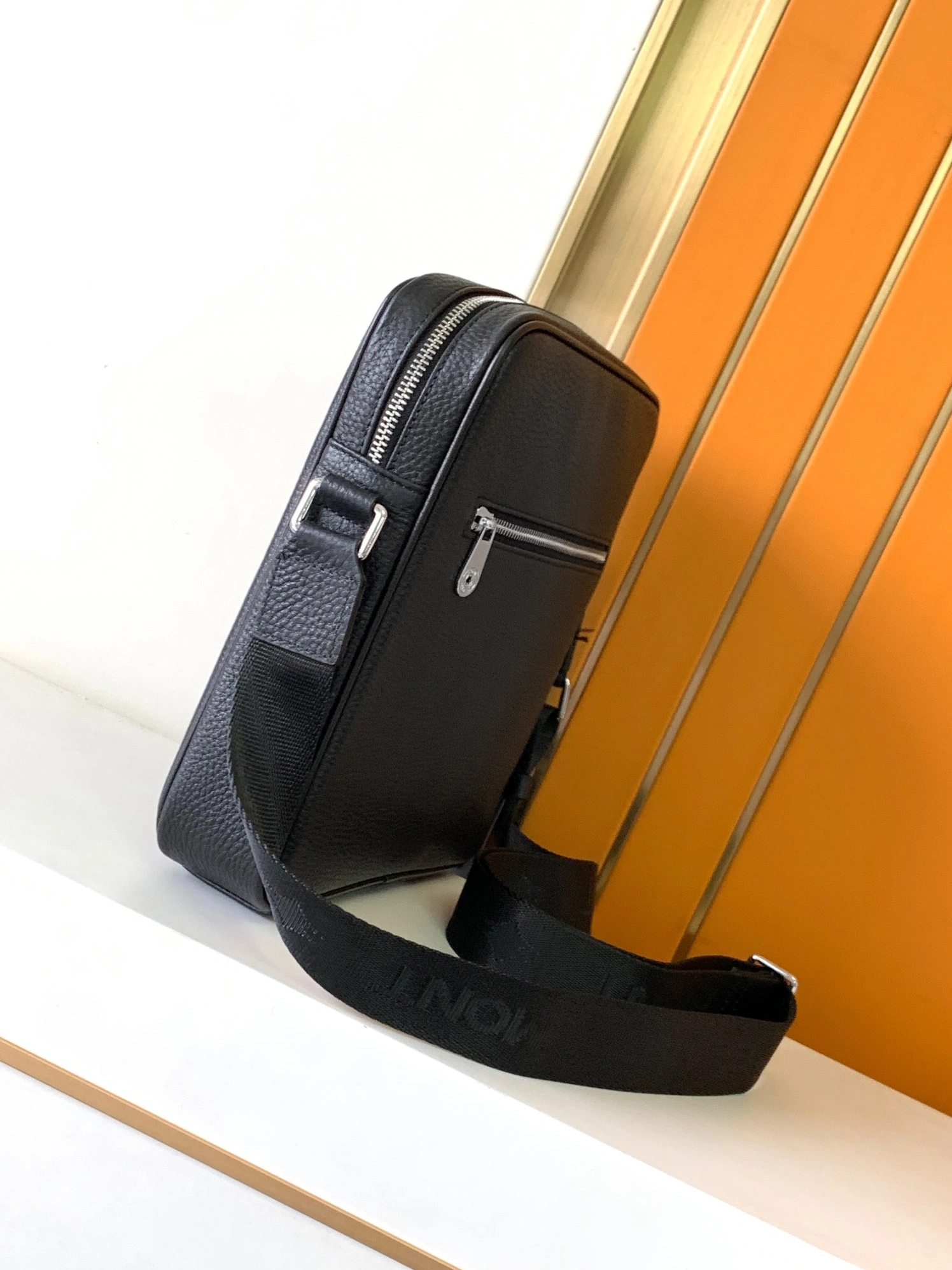 NewStyle 9615 Mont Blanc AAA Man Messenger Bags