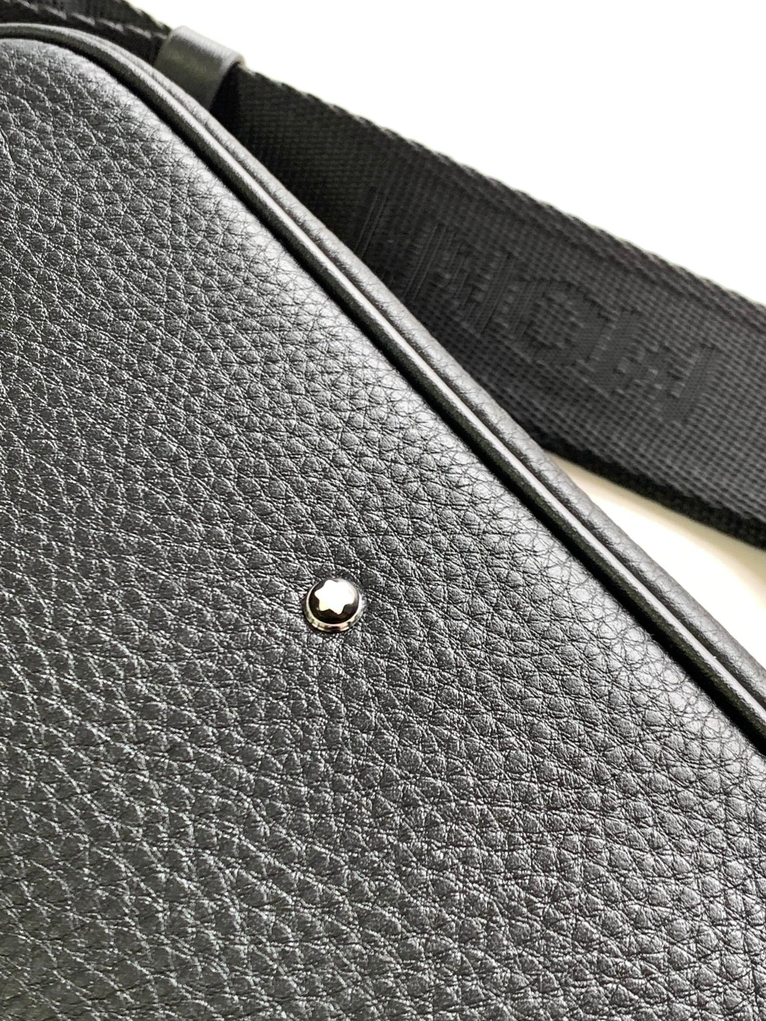 NewStyle 9615 Mont Blanc AAA Man Messenger Bags