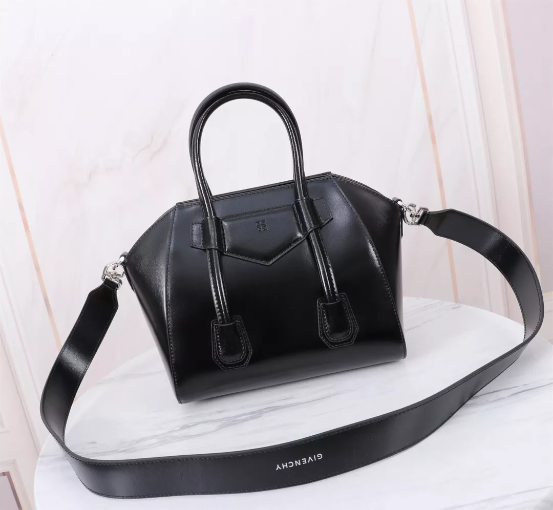 NewStyle 991 Givenchy AAA Quality Handbags For Women