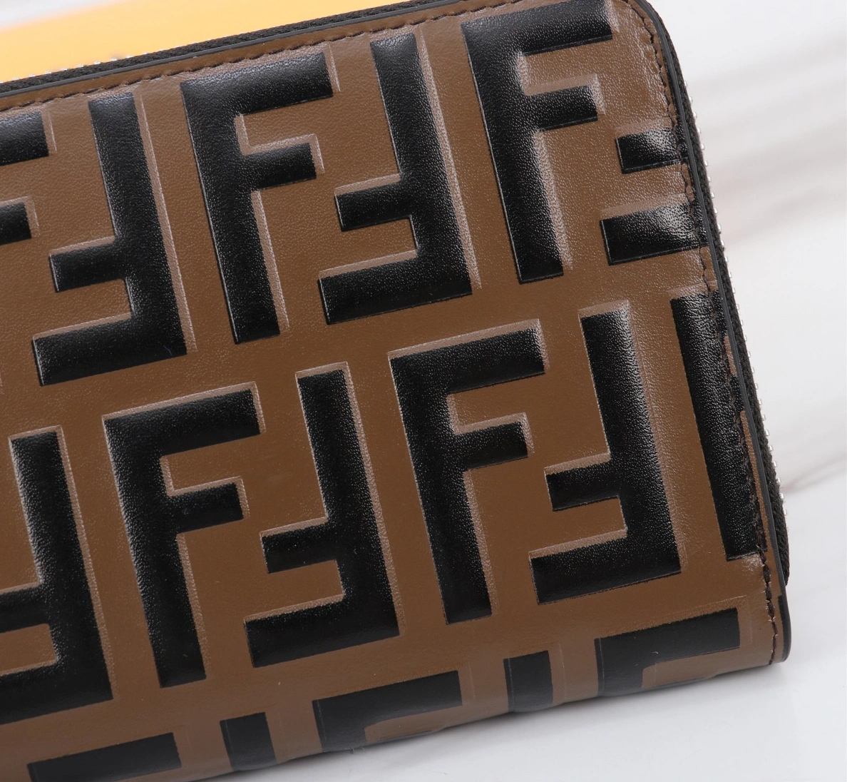 NewStyle 9940 Fendi AAA Man Wallets