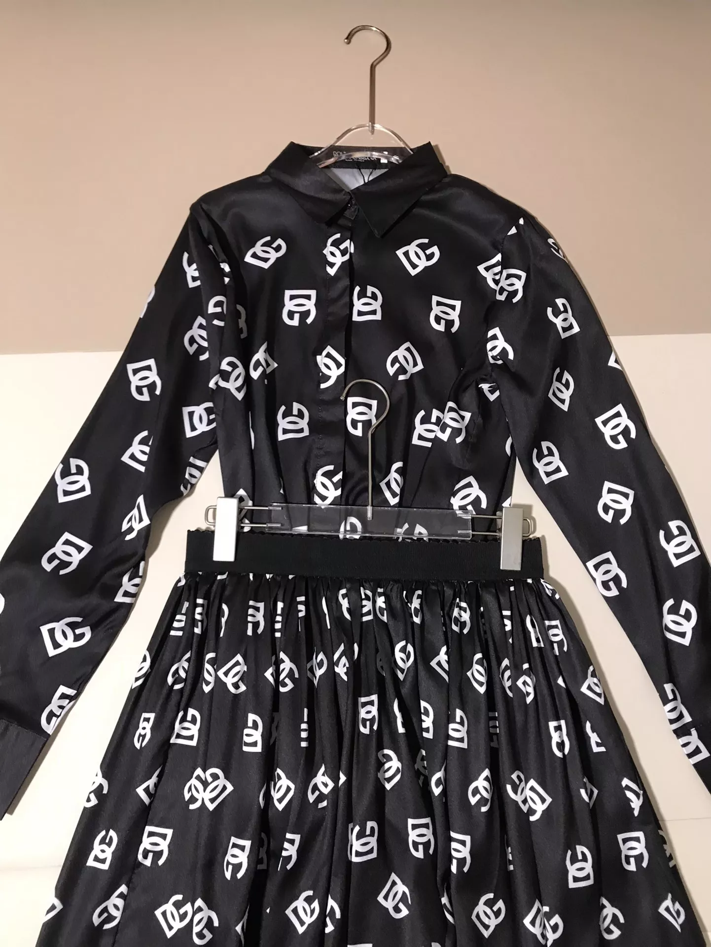 NewStyle 9963 Dolce & Gabbana D&G Tracksuits Long Sleeved For Women