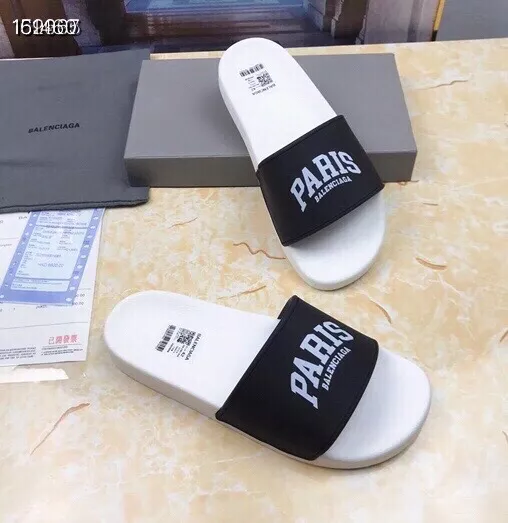 NewStyle 9985 Balenciaga Slippers For Men