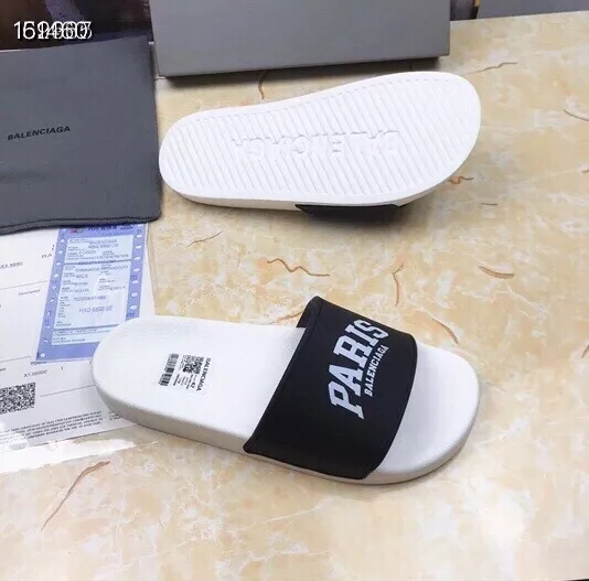 NewStyle 9985 Balenciaga Slippers For Men