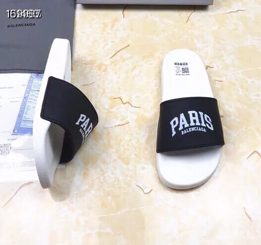 NewStyle 9985 Balenciaga Slippers For Men