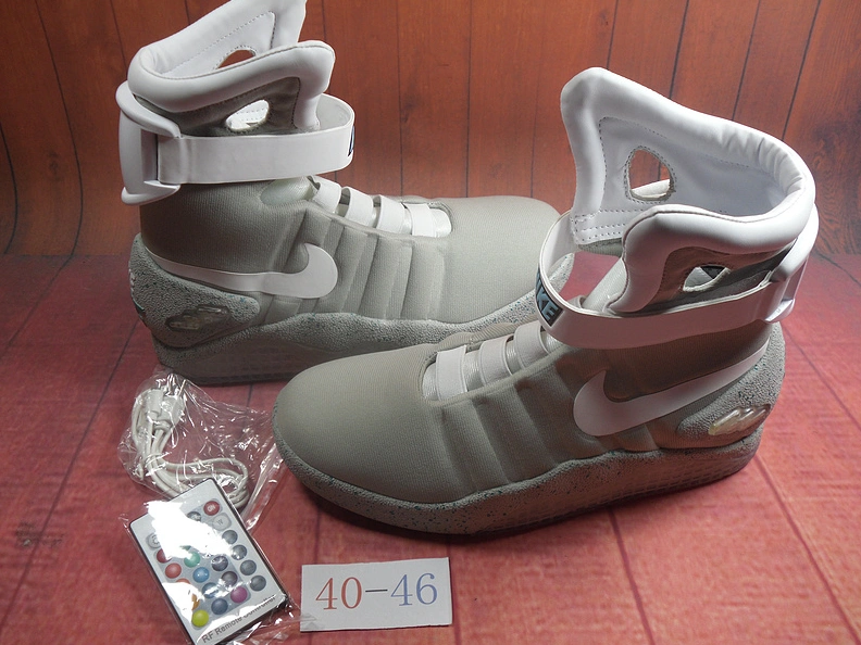 Nike LED Light Shoes For Men Trendsetting 9380