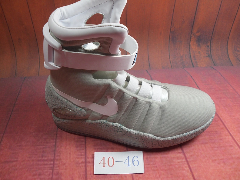 Nike LED Light Shoes For Men Trendsetting 9380