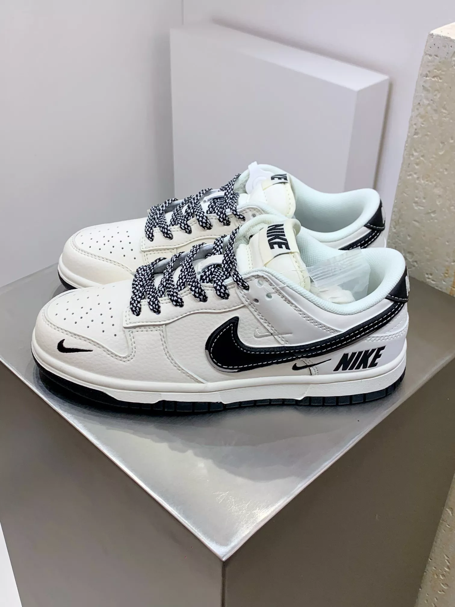 Nike SB Dunk-Low For Men Soft 748