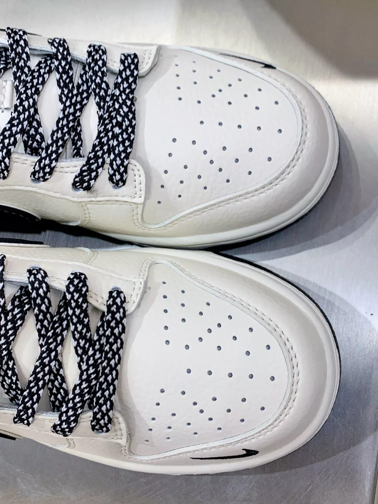 Nike SB Dunk-Low For Men Soft 748