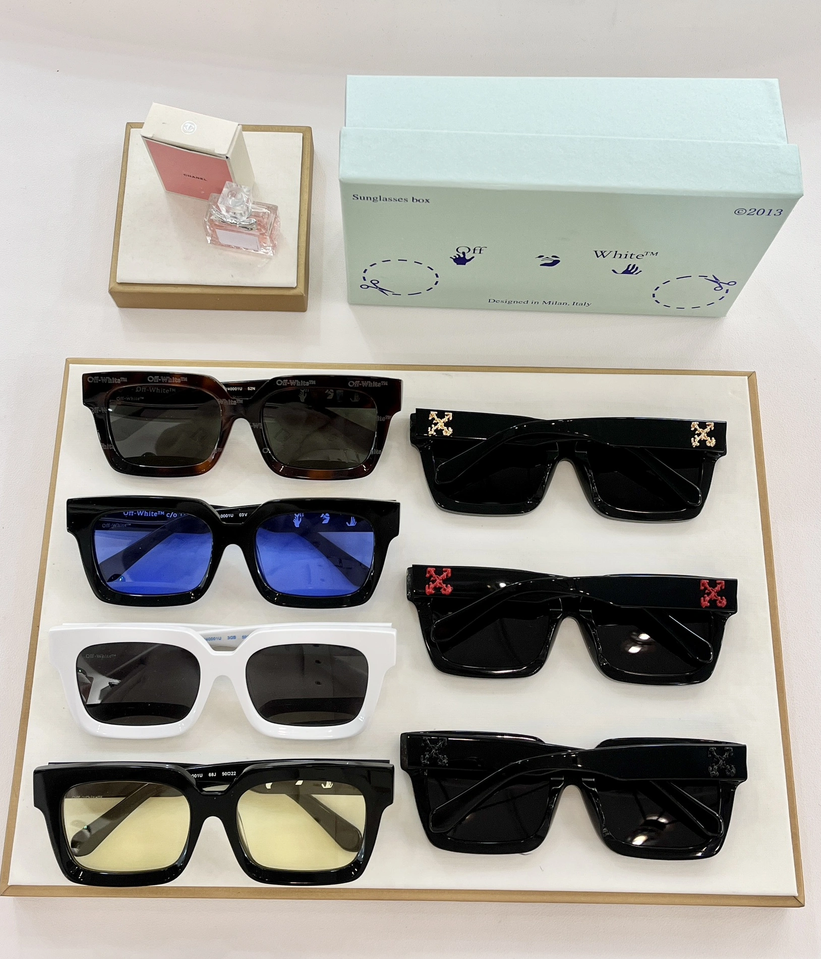 Off-White AAA Quality Sunglasses Trendsetting 5950