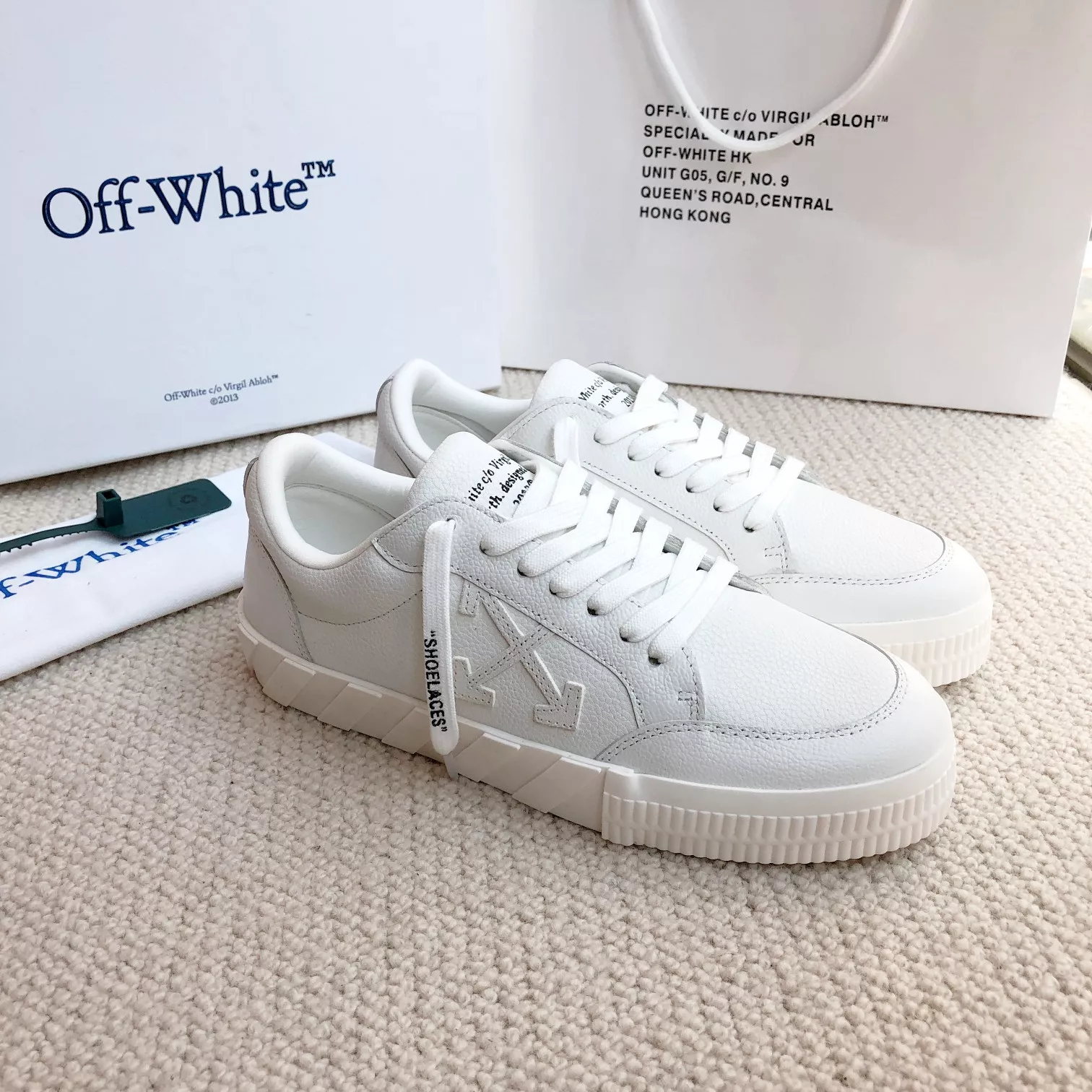 Off-White Casual Shoes For Men Compact 963