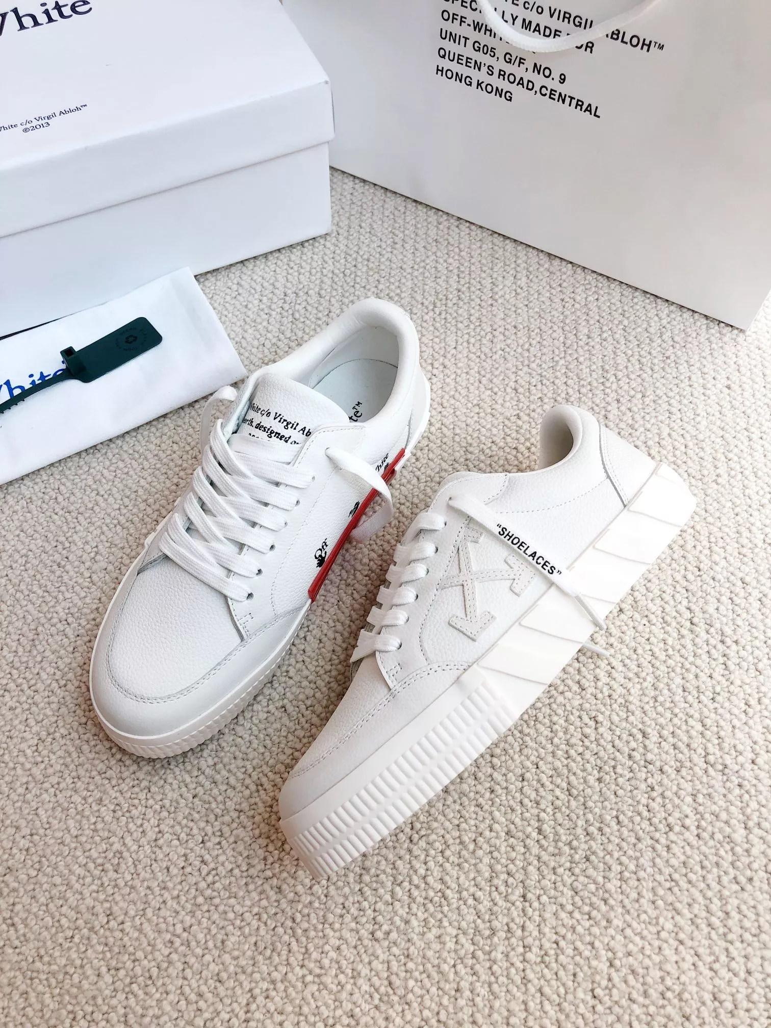 Off-White Casual Shoes For Men Compact 963