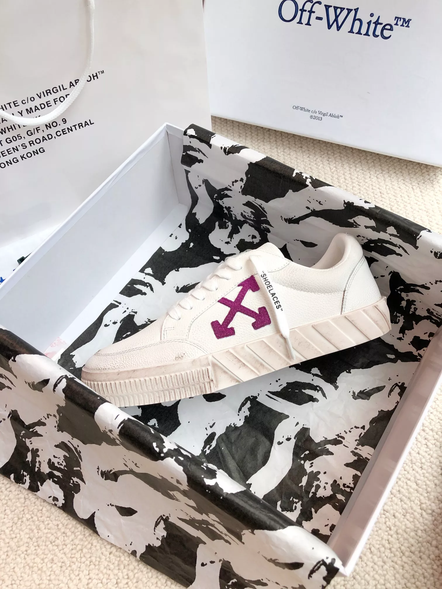 Off-White Casual Shoes For Men Elegant 1003
