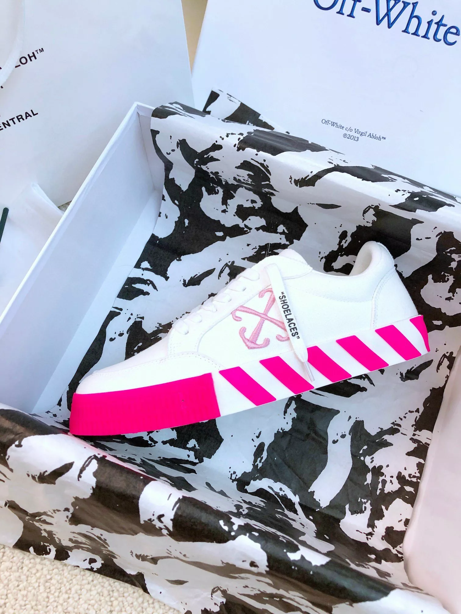 Off-White Casual Shoes For Men Fashionable 5101