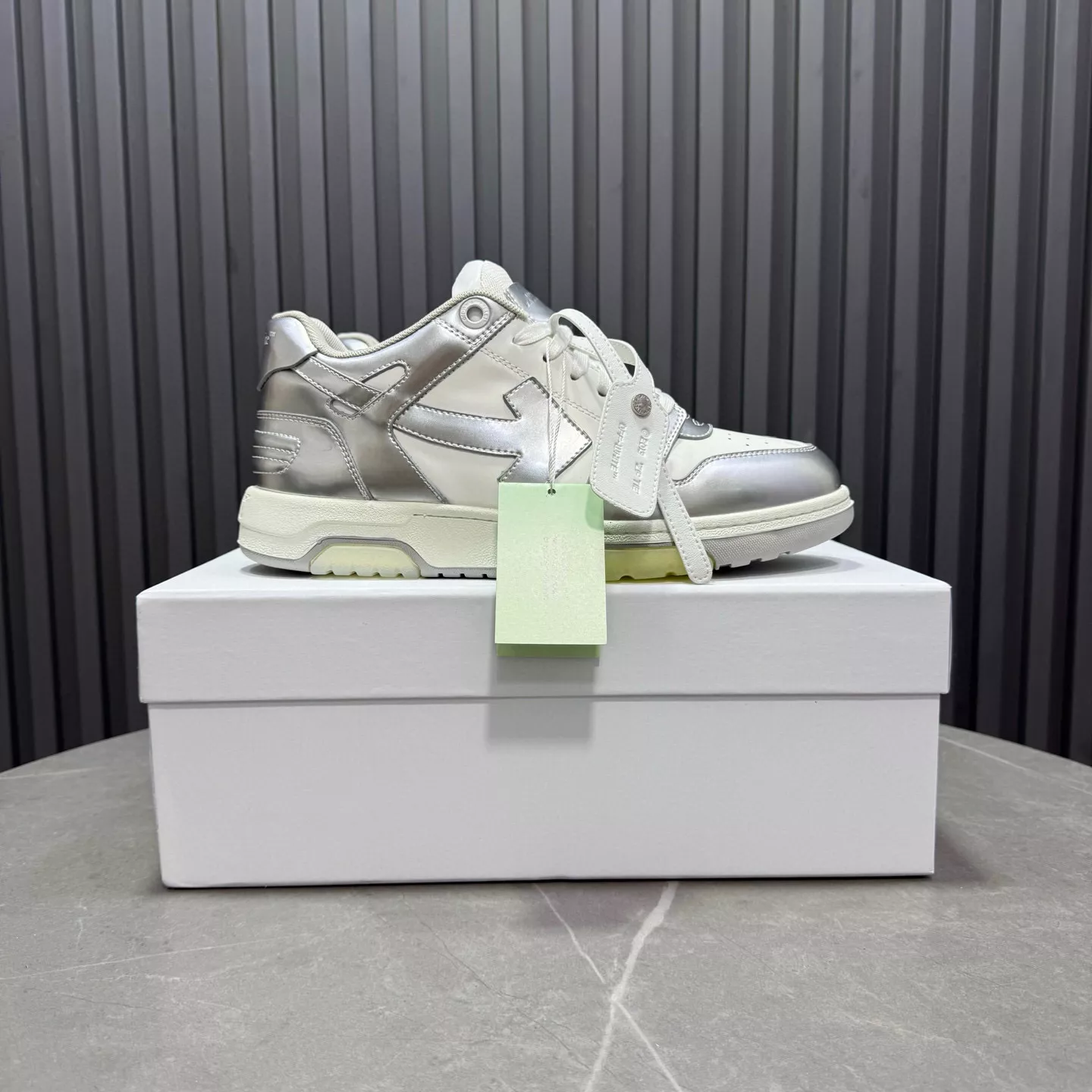 Off-White Casual Shoes For Men Minimalist 2032