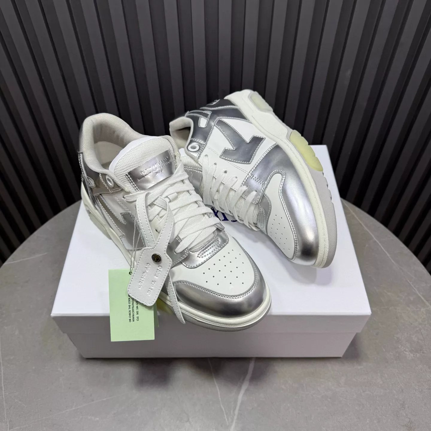 Off-White Casual Shoes For Men Minimalist 2032