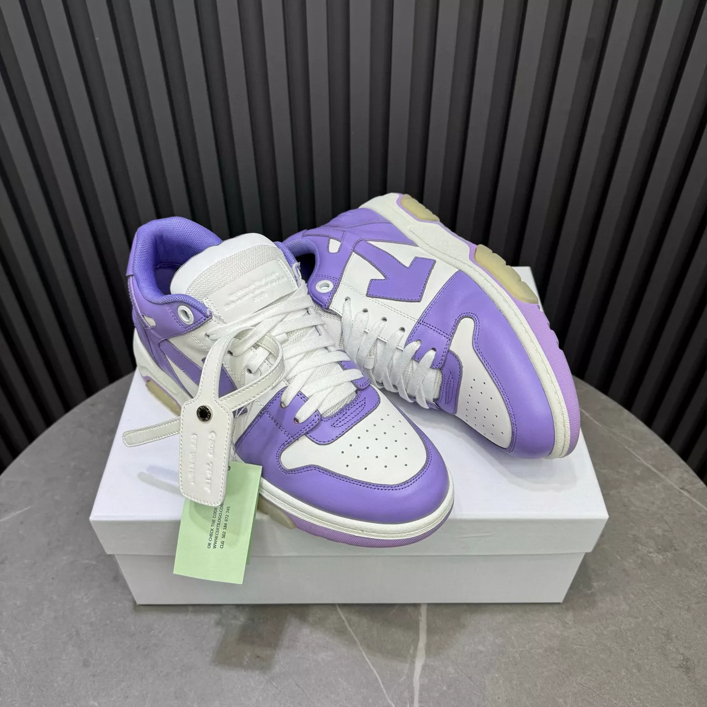 Off-White Casual Shoes For Men Sleek 7281