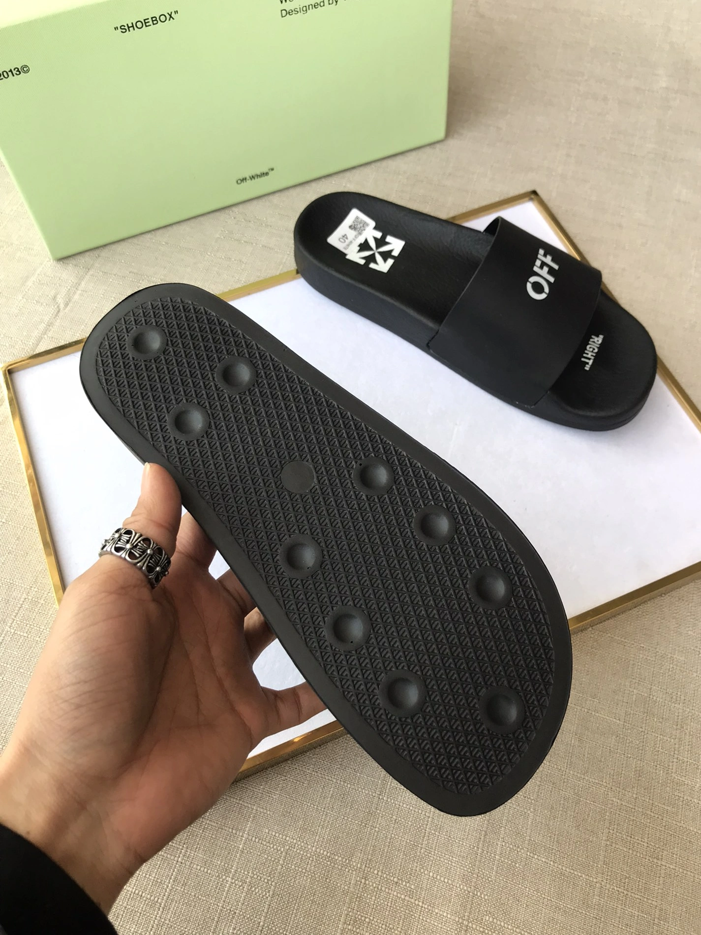 Off-White Slippers For Men Fashionable 3022