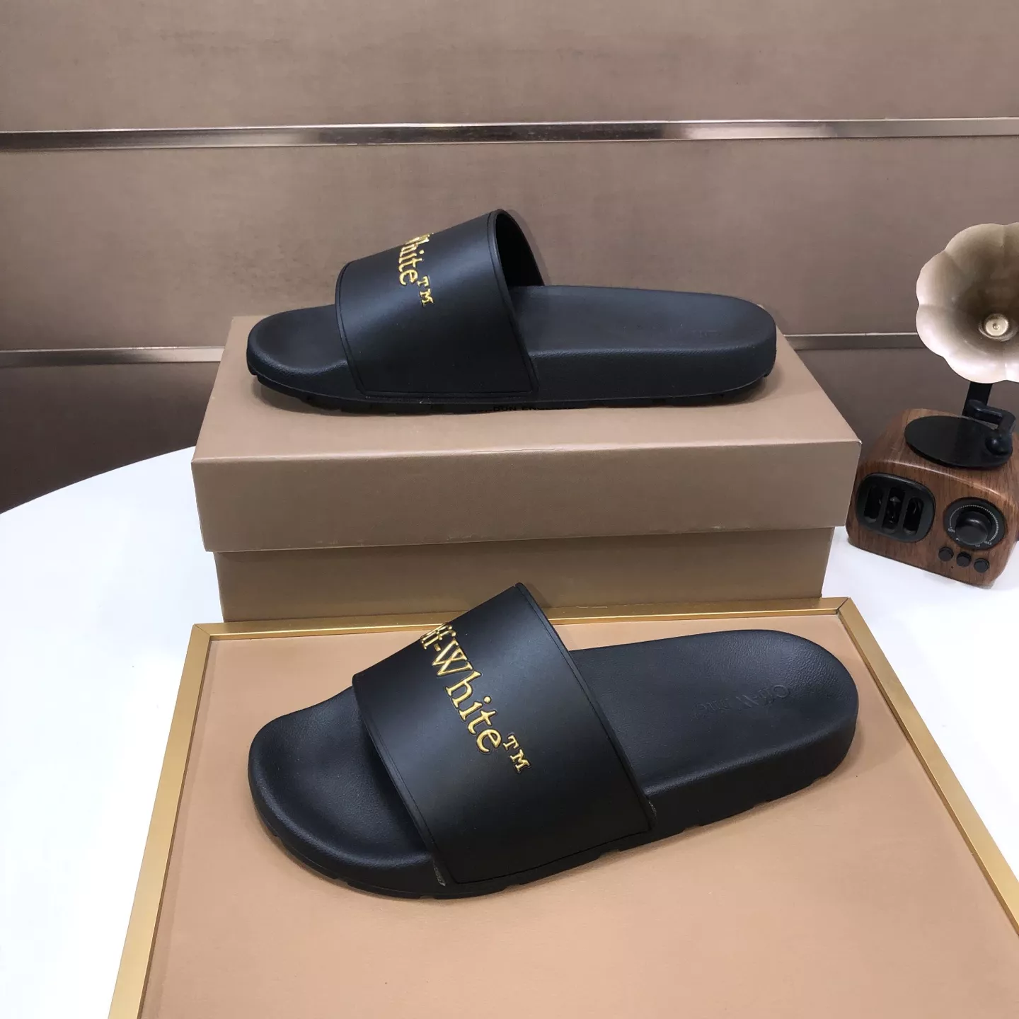Off-White Slippers For Men Soft 4962