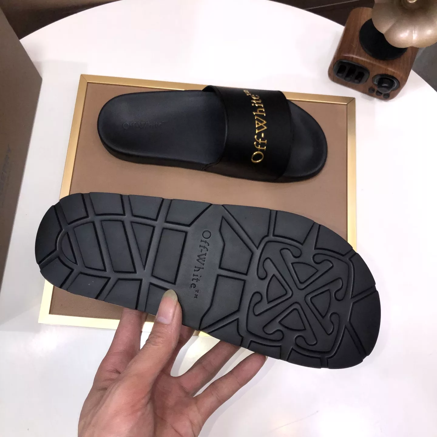 Off-White Slippers For Men Soft 4962