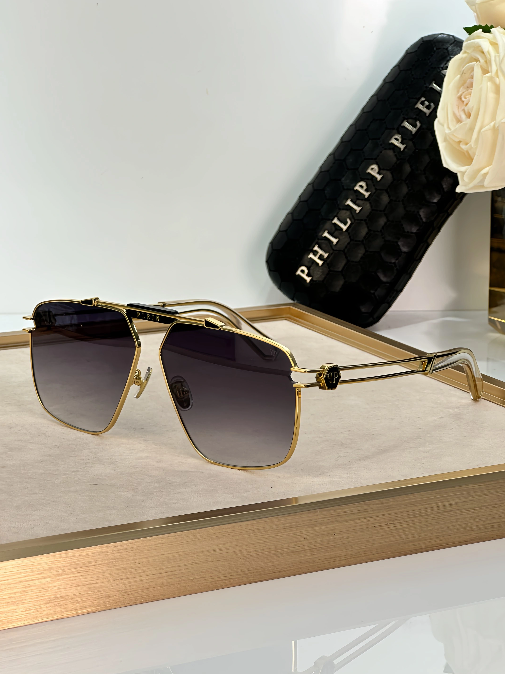Philipp Plein PP AAA Quality Sunglasses WellDesigned 1532