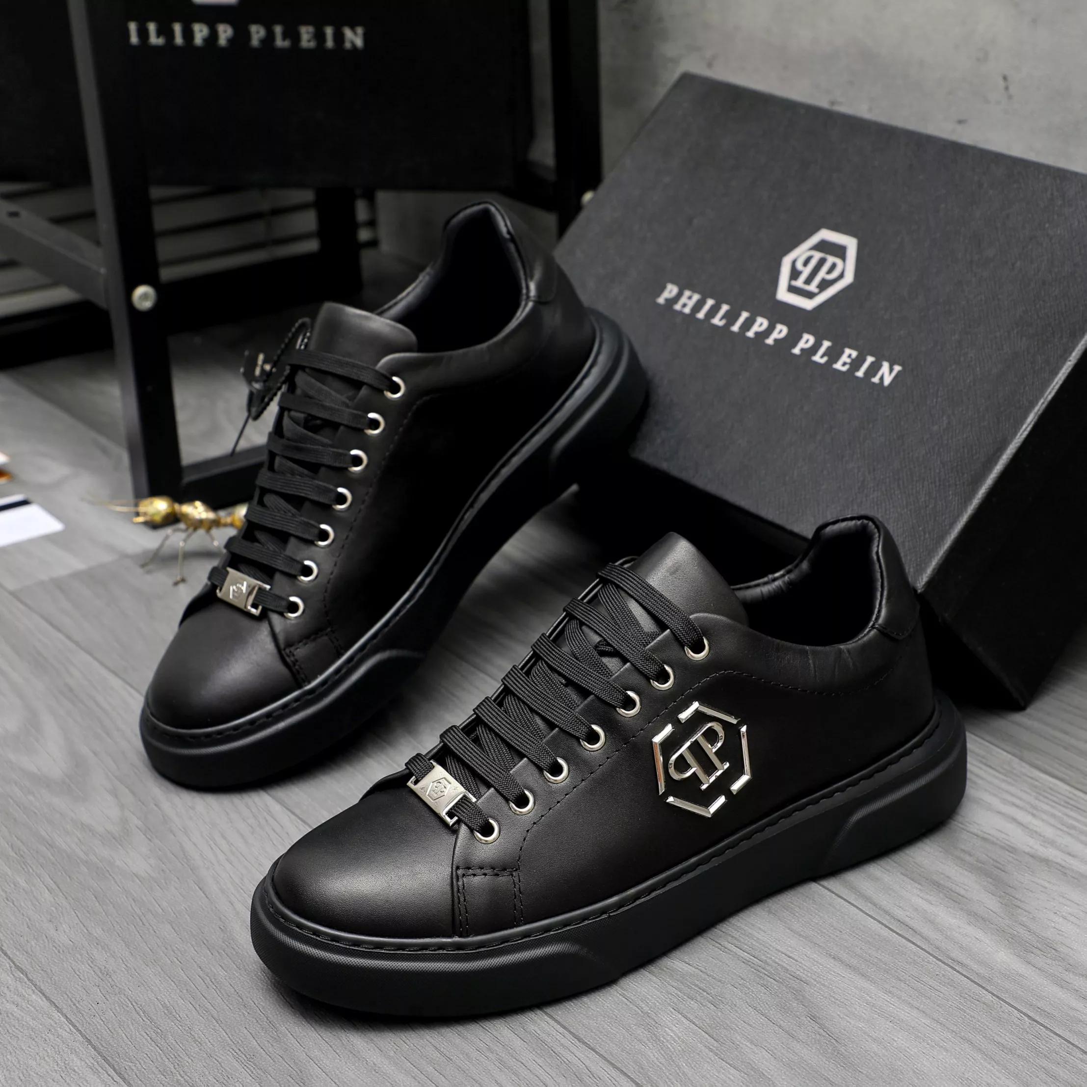 Philipp Plein PP Casual Shoes For Men Elegant 3915