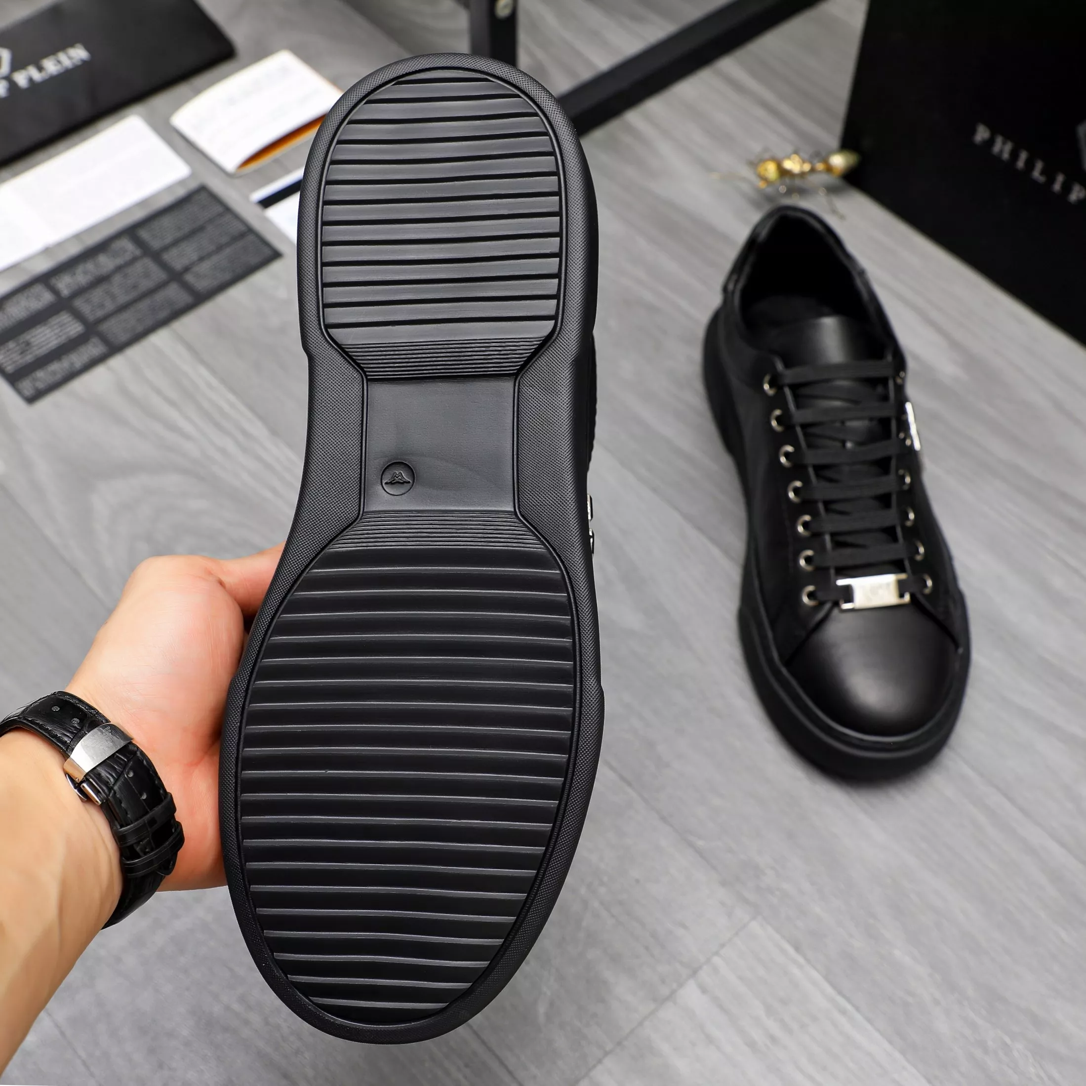 Philipp Plein PP Casual Shoes For Men Elegant 3915