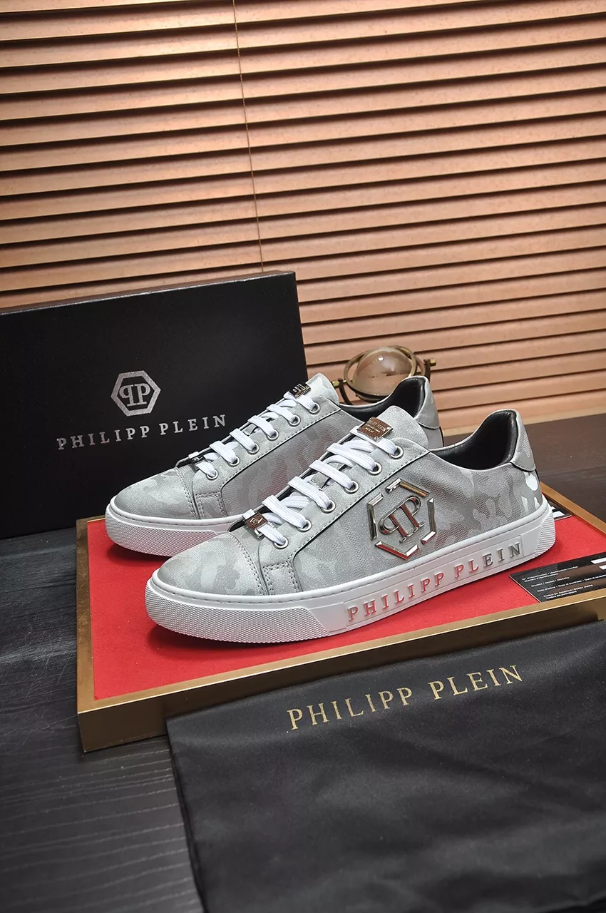 Philipp Plein PP Casual Shoes For Men Elegant 8187