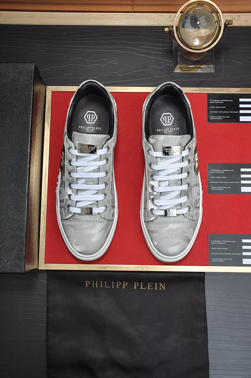 Philipp Plein PP Casual Shoes For Men Elegant 8187