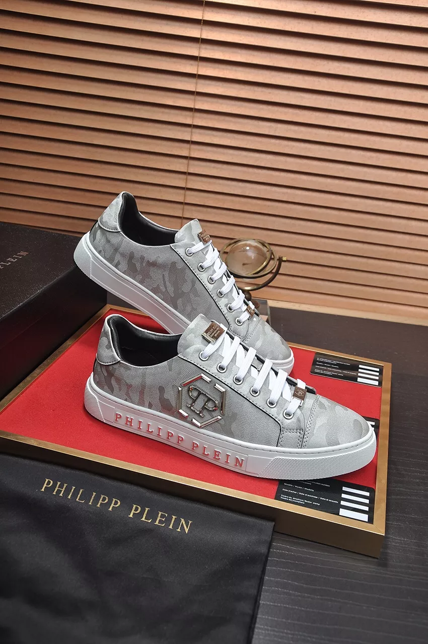 Philipp Plein PP Casual Shoes For Men Elegant 8187