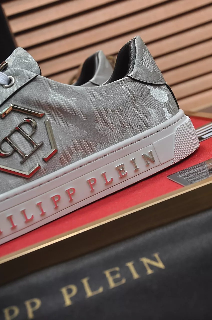 Philipp Plein PP Casual Shoes For Men Elegant 8187