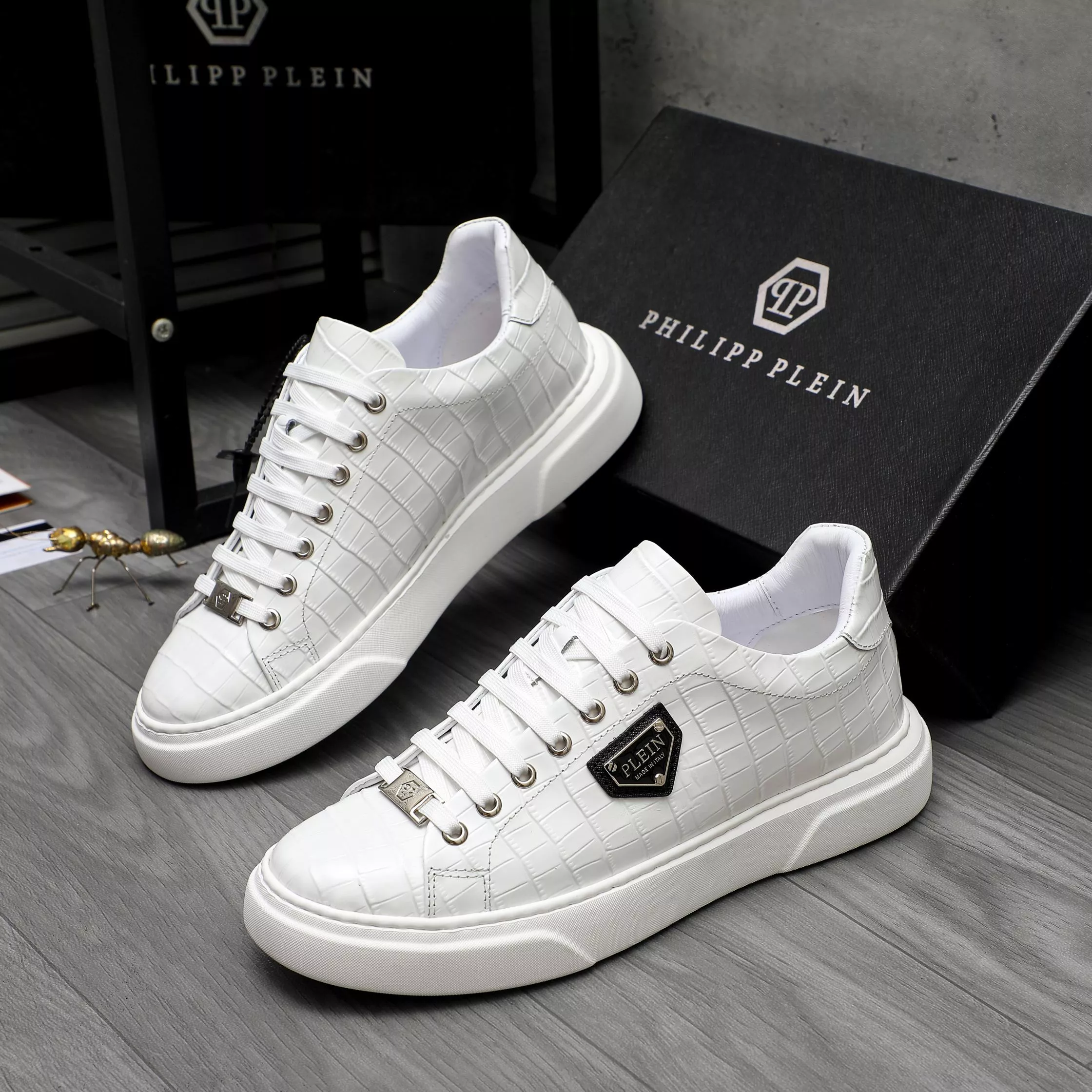 Philipp Plein PP Casual Shoes For Men EyeCatching 5536