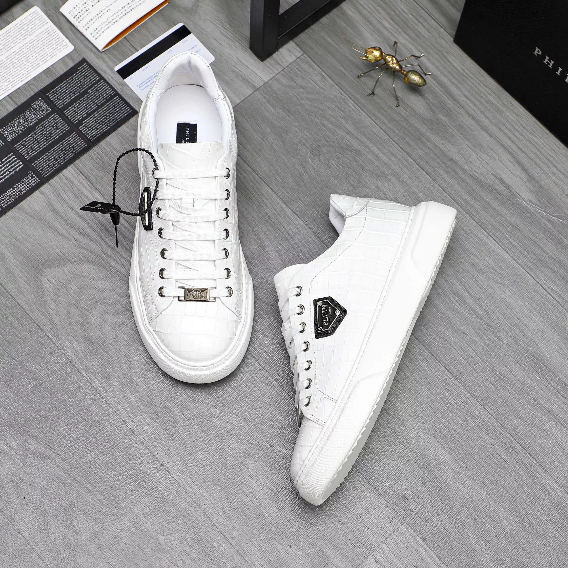 Philipp Plein PP Casual Shoes For Men EyeCatching 5536