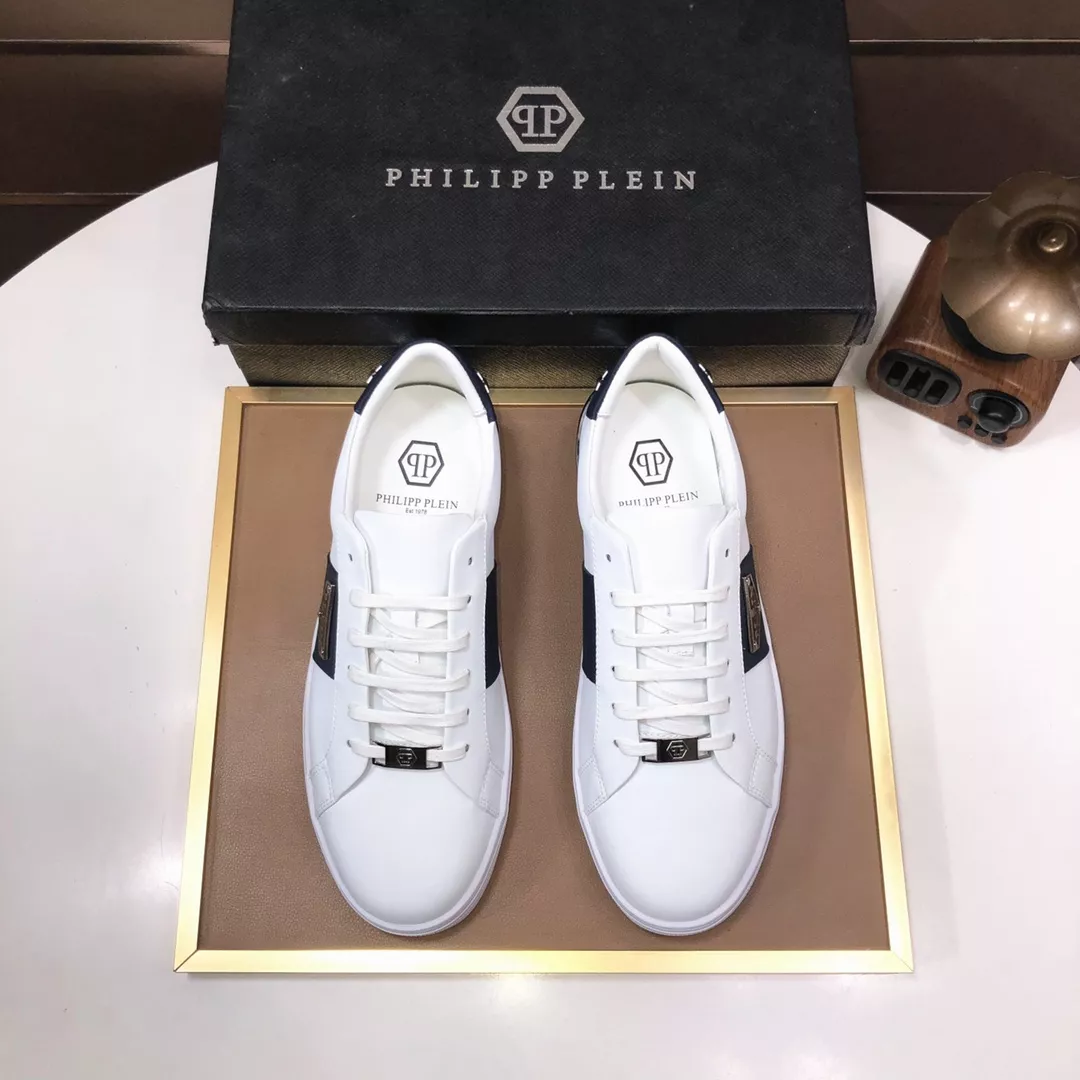 Philipp Plein PP Casual Shoes For Men Sophisticated 6759